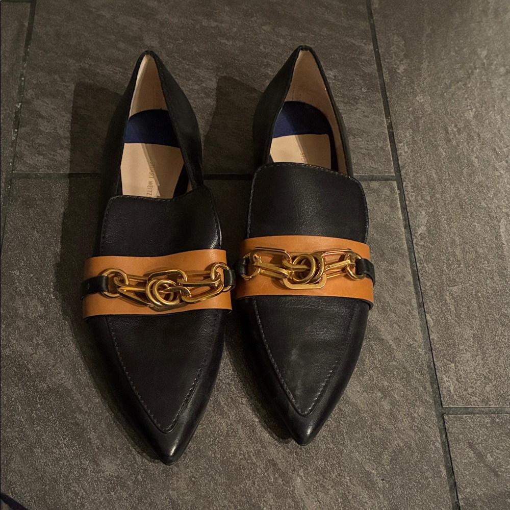 Stuart Weitzman Black and Tan Flats with Gold Chain